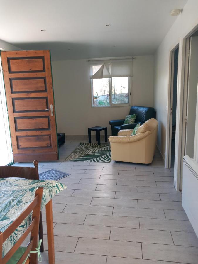 Petit Chalet En Bois Reynès Kültér fotó